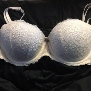 32C white lace bra